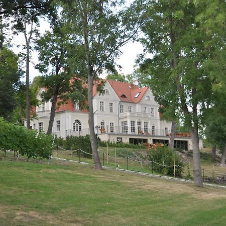 Rezydencja Marii Rybieniec Hotel Kiszkowo Luaran gambar