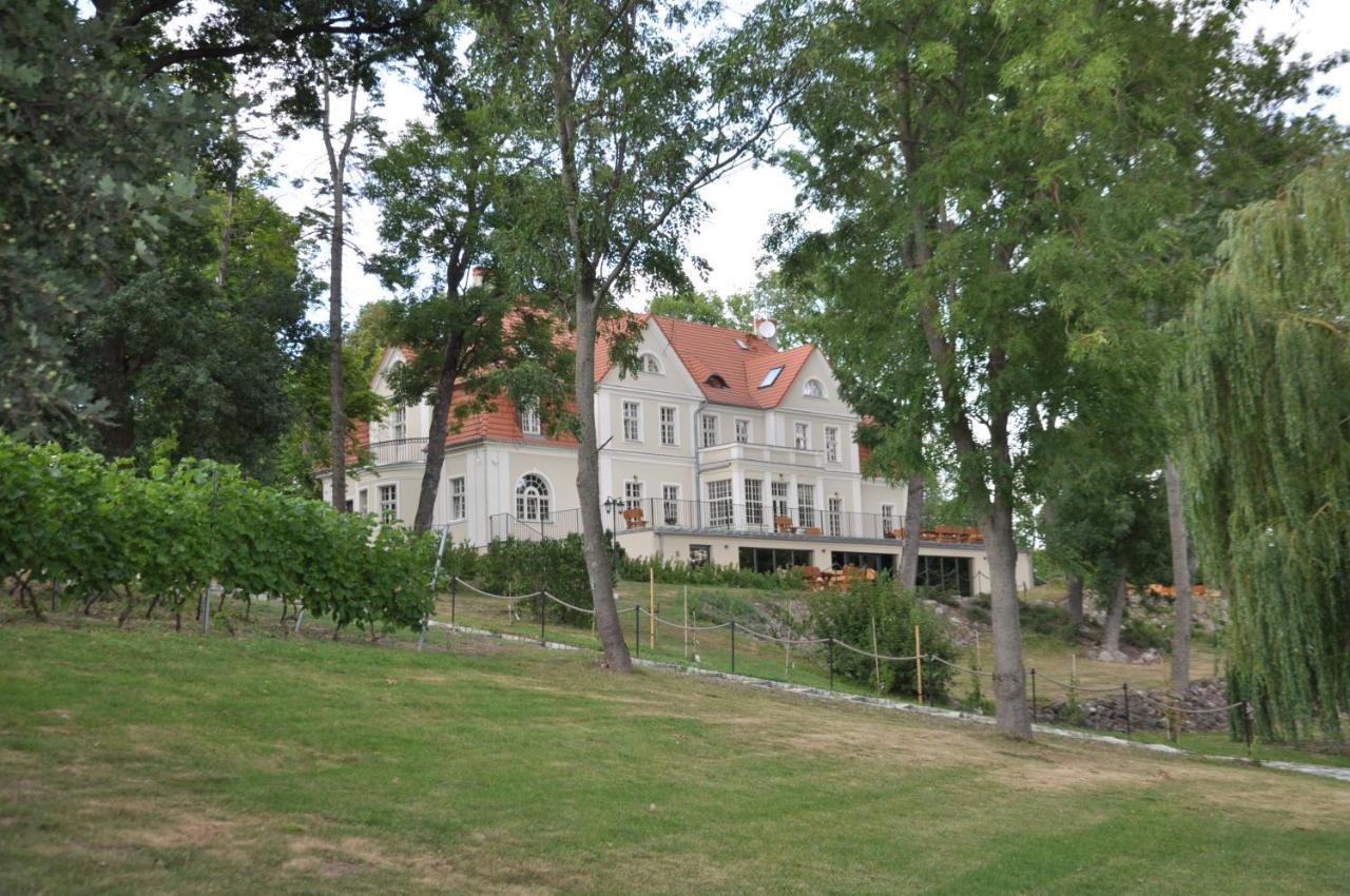 Rezydencja Marii Rybieniec Hotel Kiszkowo Luaran gambar