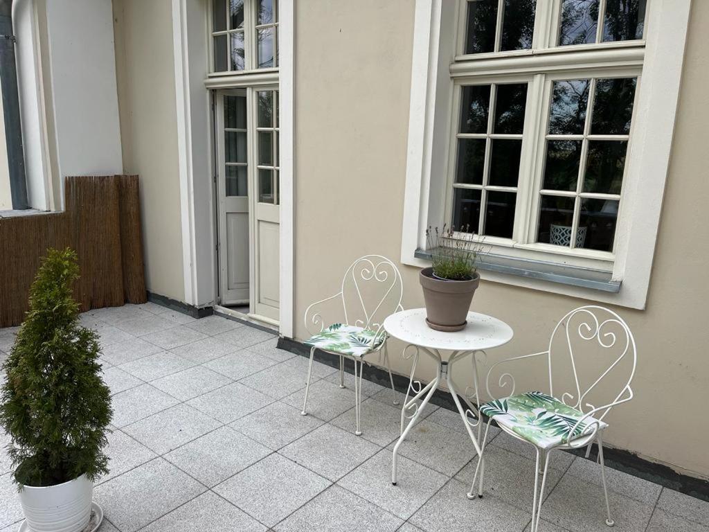 Rezydencja Marii Rybieniec Hotel Kiszkowo Luaran gambar
